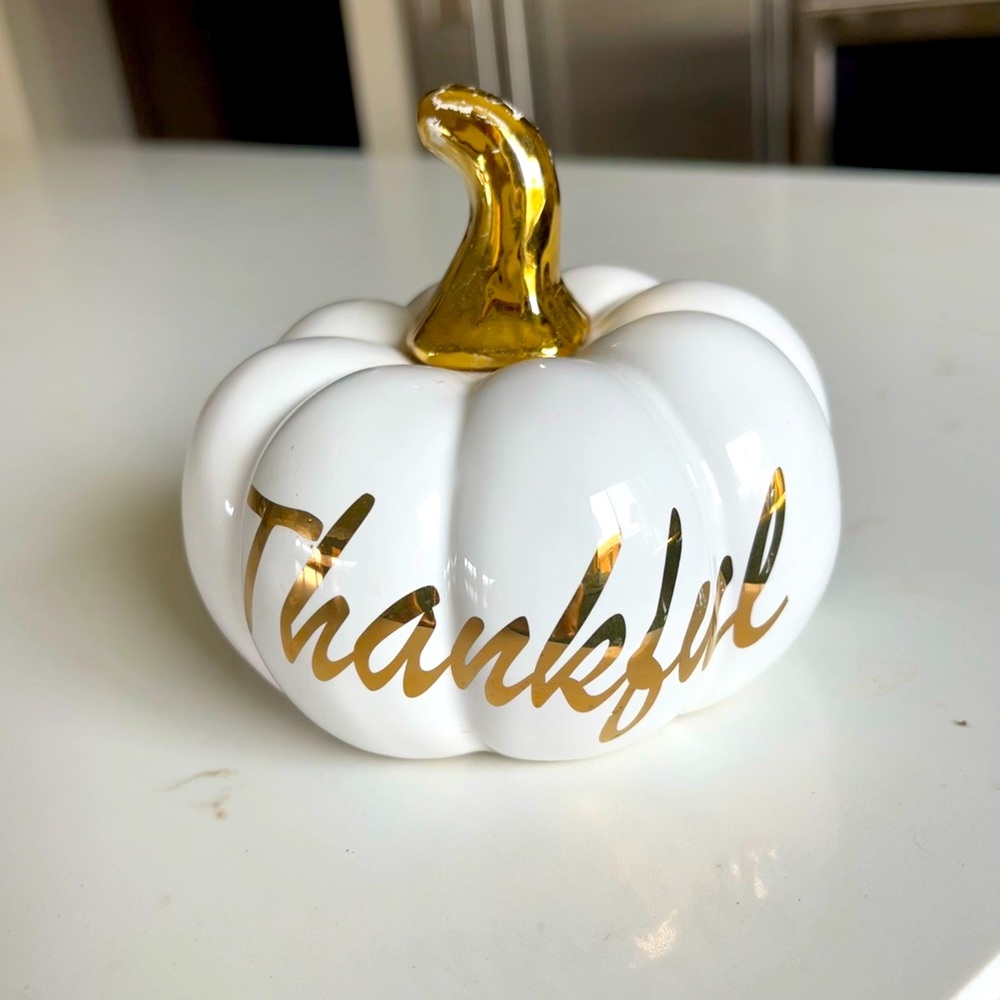 Adorable ceramic type decor- note small scratches on gold stem